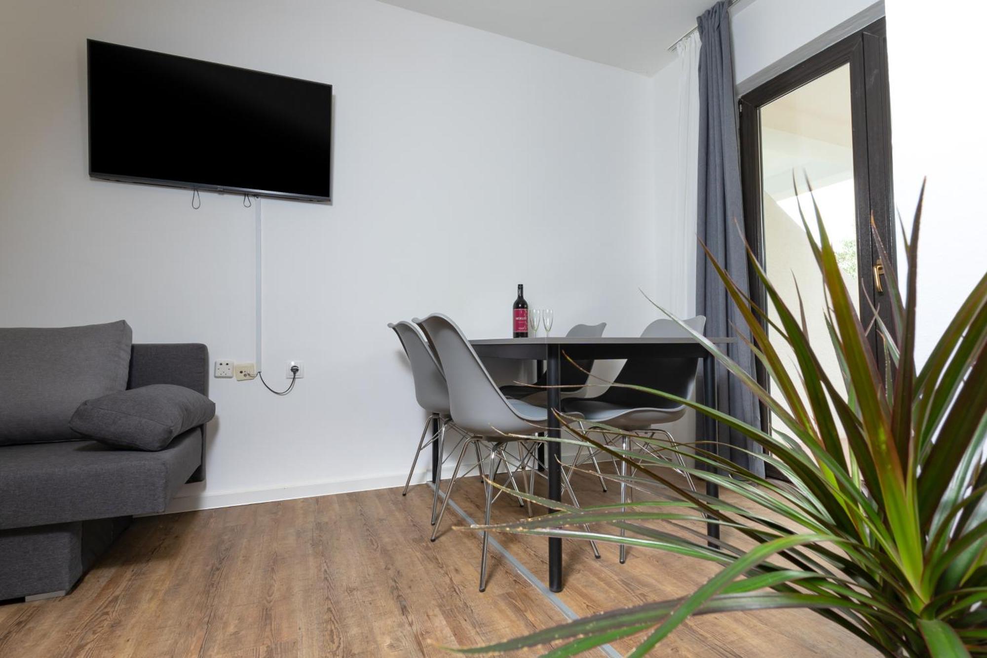 Apartments Dida Sime 스타리그라드 파클레니차 외부 사진