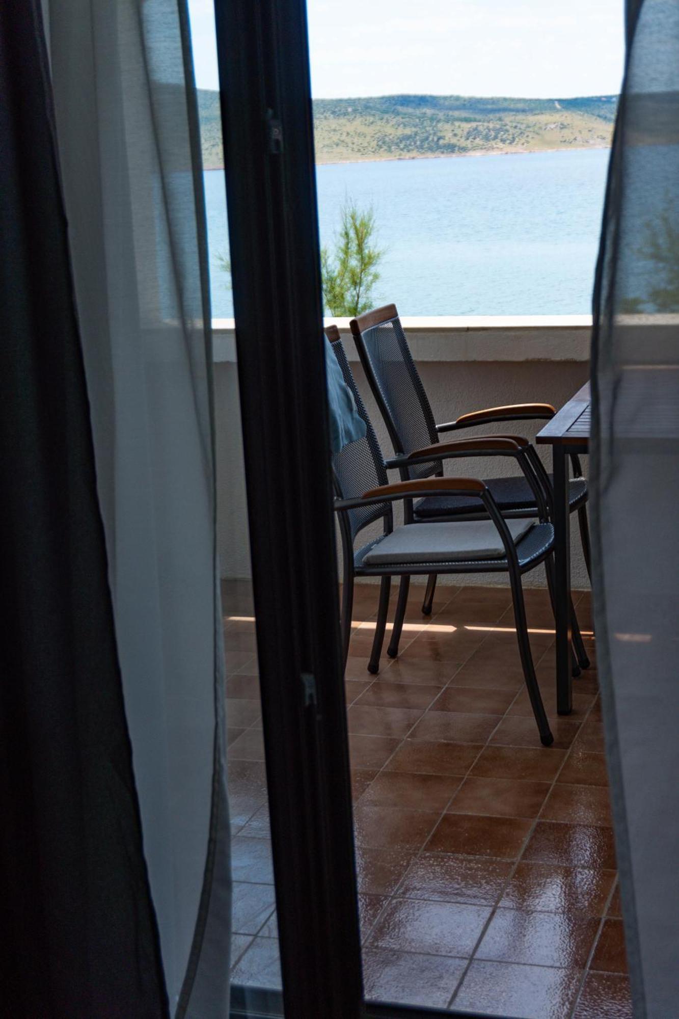 Apartments Dida Sime 스타리그라드 파클레니차 외부 사진